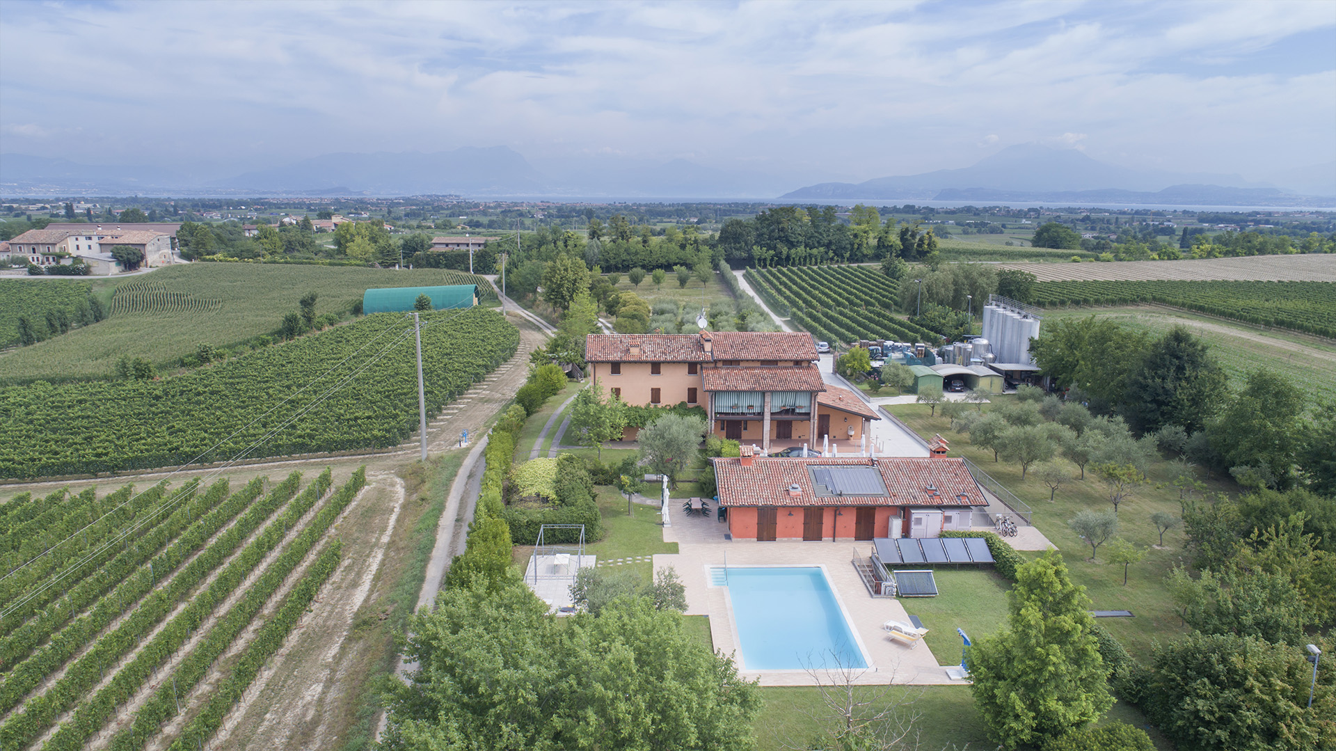fotografie al volo - servizi fotgrafici con drone per agenzie immobiliari