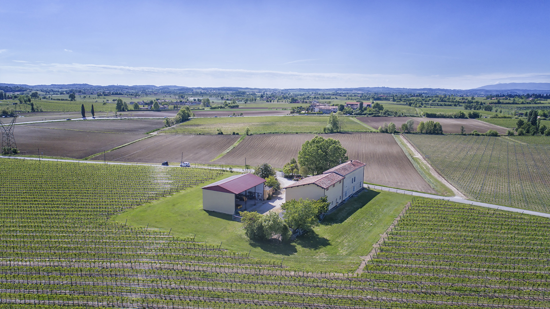 fotografie al volo - servizi fotgrafici con drone per agenzie immobiliari