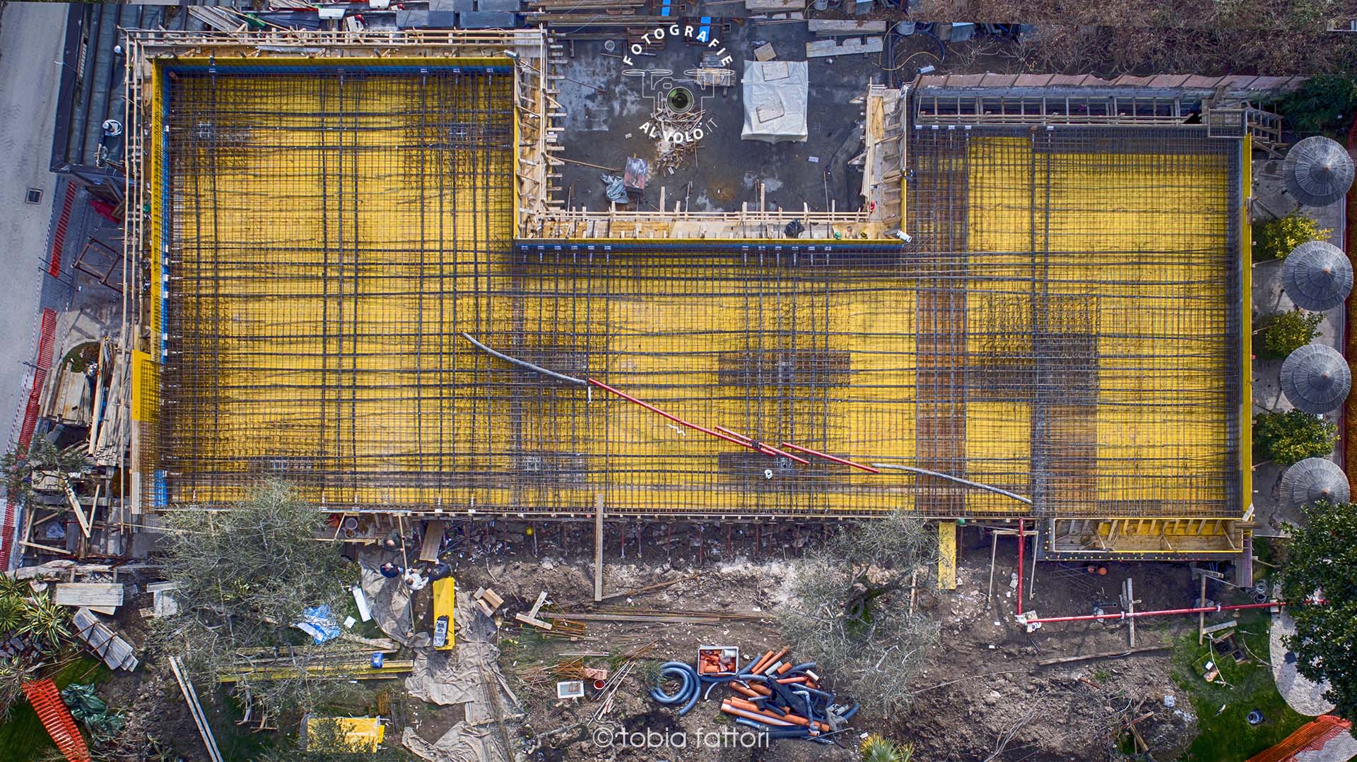 Fotografie Al Volo - Monitoraggio cantiere edile - stato d'avanzamento cantiere con drone - realizzazione solaio post-teso